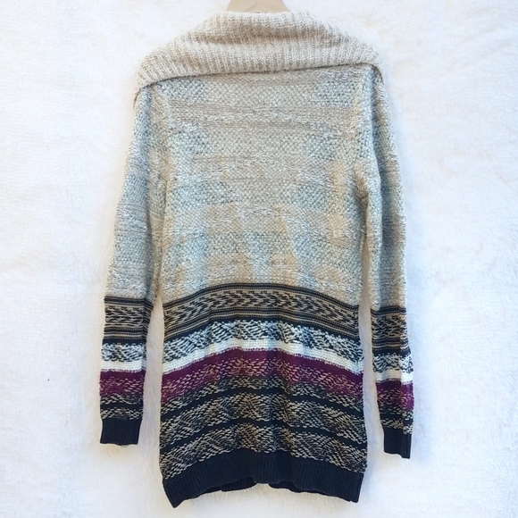 Maurices Woman’s Size L Cardigan Sweater - Picture 10 of 16